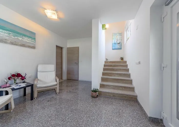 Lavander 3 Private With Bathroom And Balcony 풀라